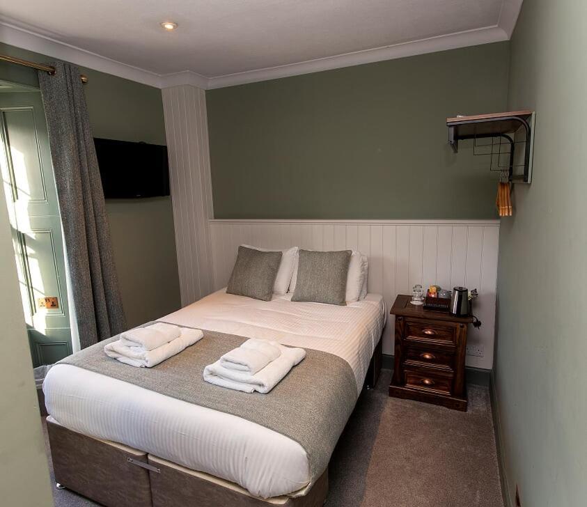 The Whisky Vaults Hotel Oban Bagian luar foto