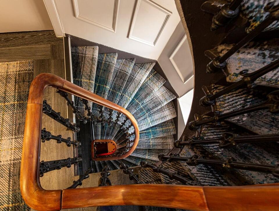 The Whisky Vaults Hotel Oban Bagian luar foto